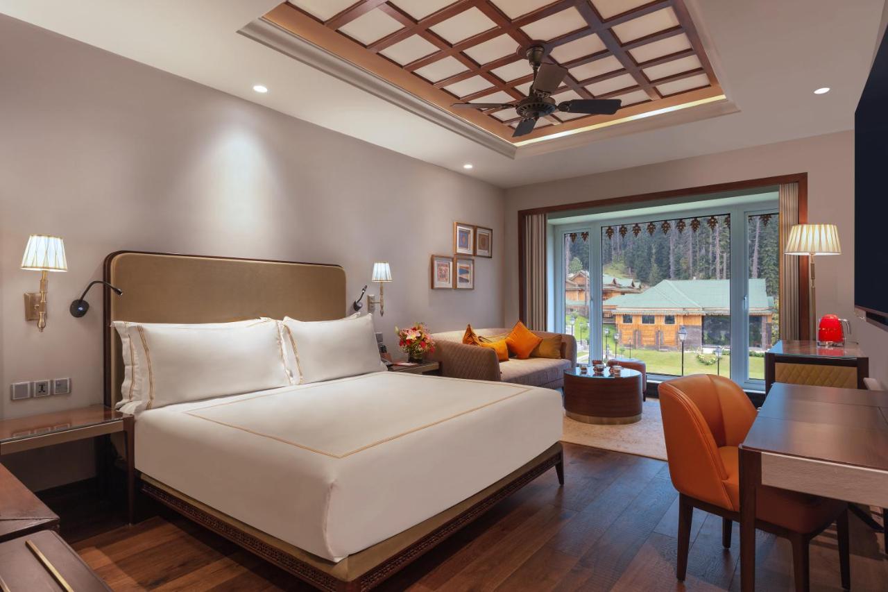 The Khyber Himalayan Resort & Spa Gulmarg Exterior photo
