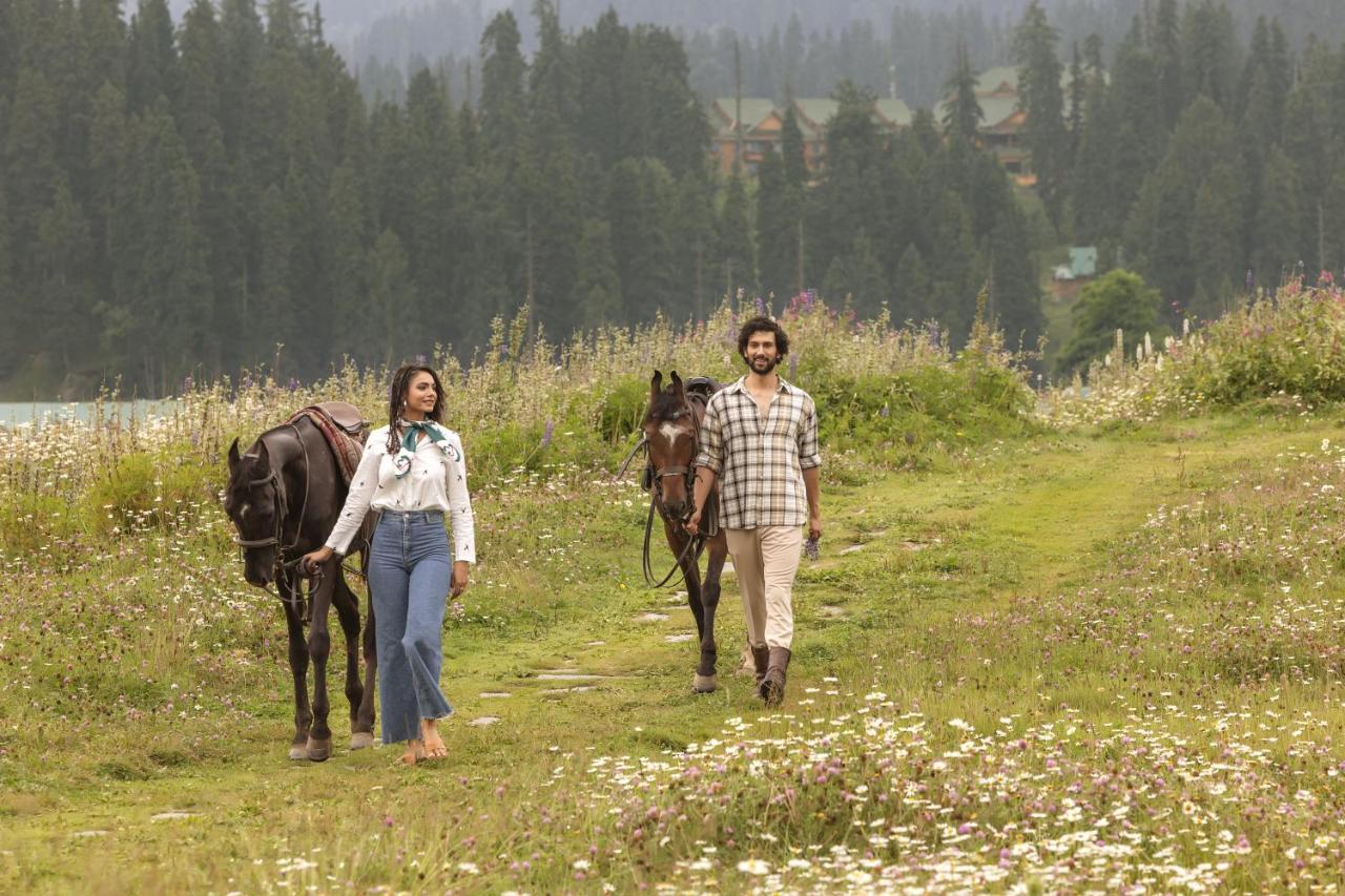 The Khyber Himalayan Resort & Spa Gulmarg Exterior photo