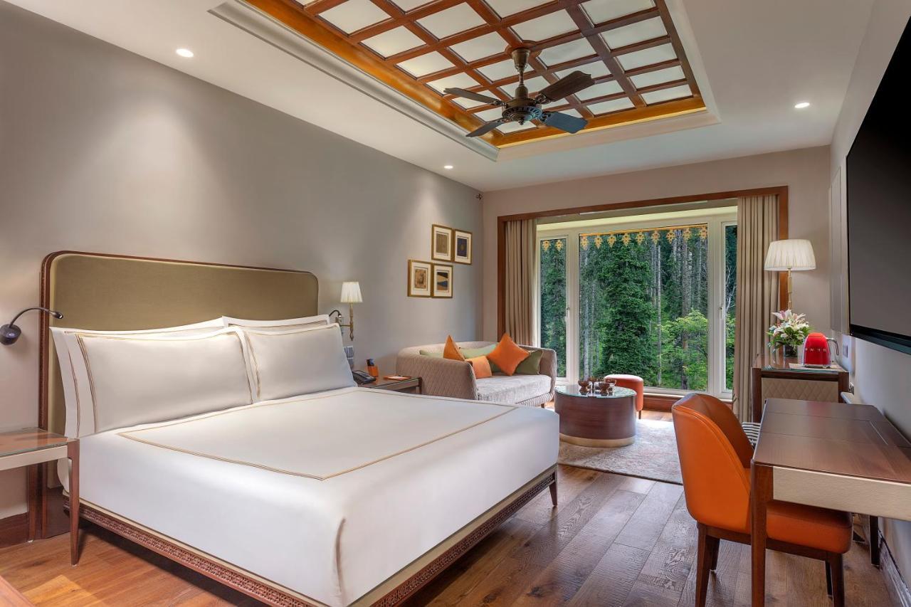 The Khyber Himalayan Resort & Spa Gulmarg Exterior photo