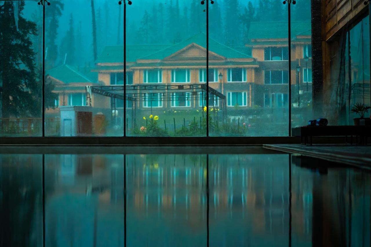 The Khyber Himalayan Resort & Spa Gulmarg Exterior photo