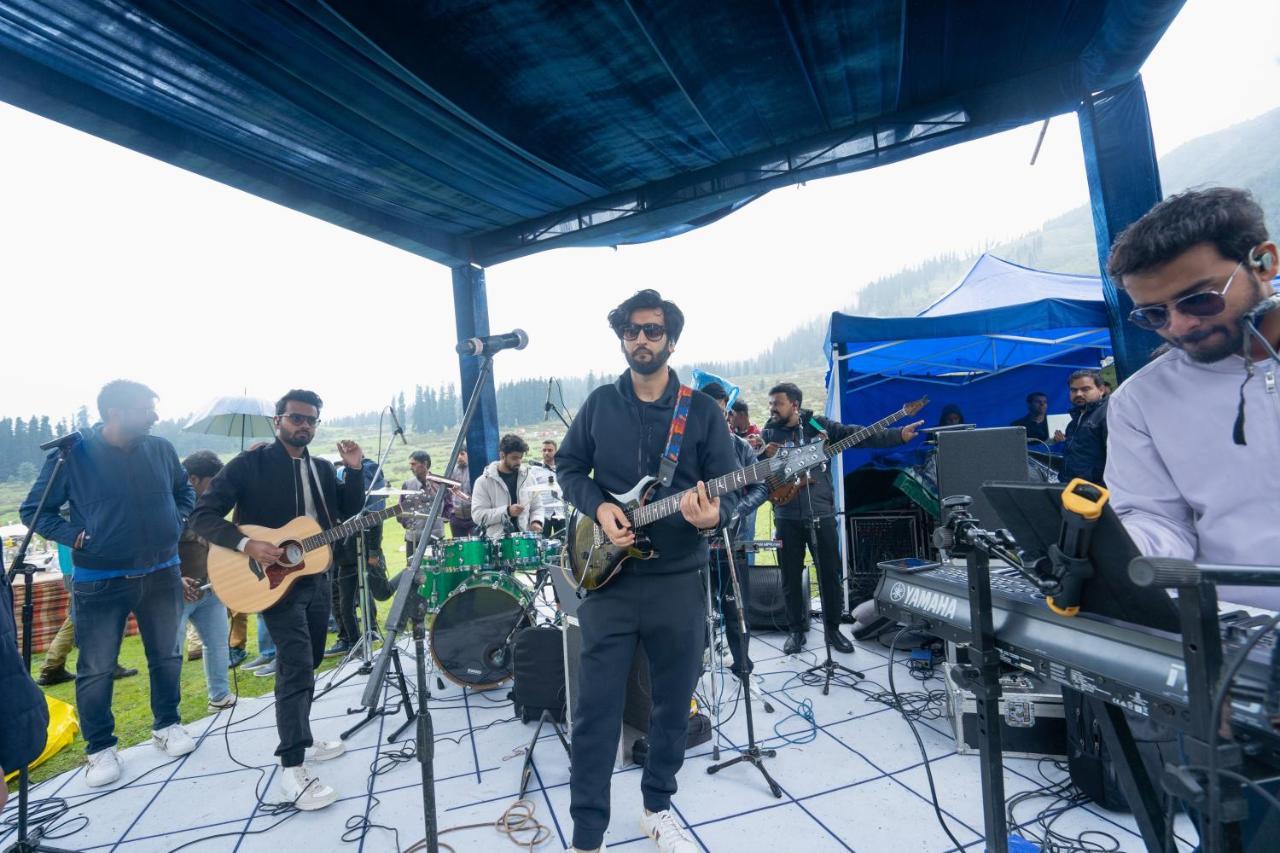 The Khyber Himalayan Resort & Spa Gulmarg Exterior photo