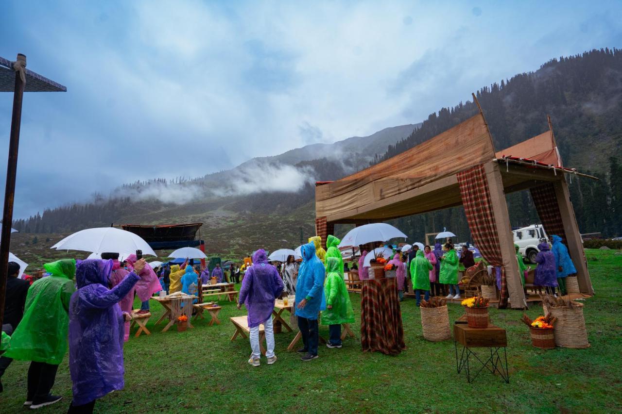 The Khyber Himalayan Resort & Spa Gulmarg Exterior photo